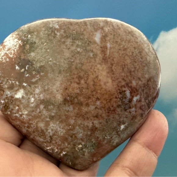 2pcs Ocean Jasper Heart shaped with stand - Picture 5 of 9